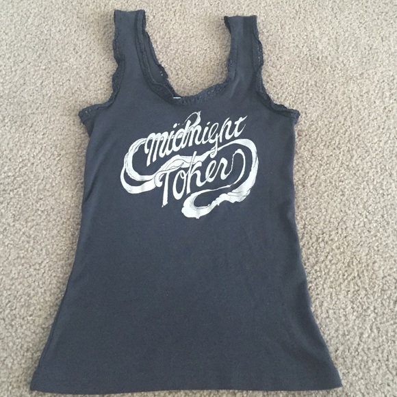 Gypsy Warrior distressed tank top unif for exp.