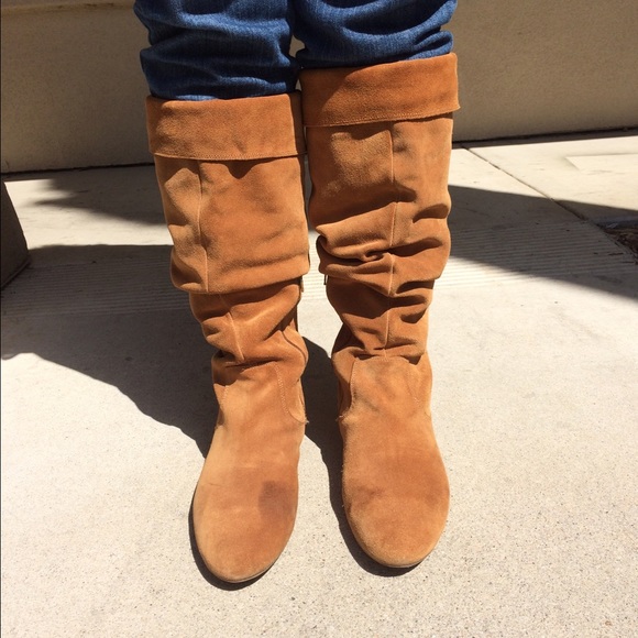 Banana Republic Camel suede Boots