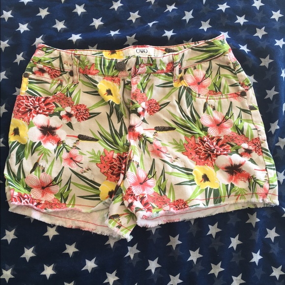 Cute floral shorts
