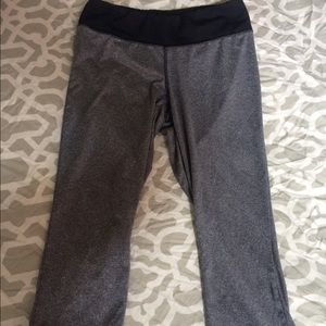 New Balance Cropped Leggings