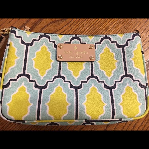 Authentic Kate Spade Handbag/Wristlet
