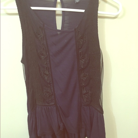 American Eagle cute top