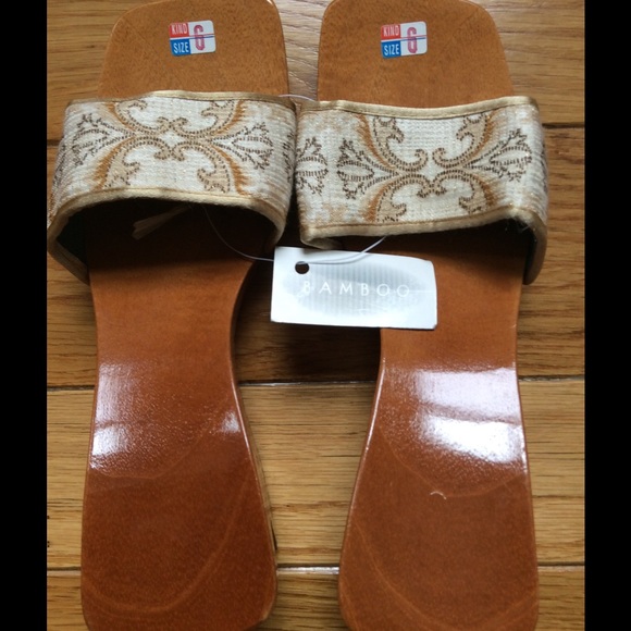 Beautiful Bamboo Shoes - Picture 2 of 4