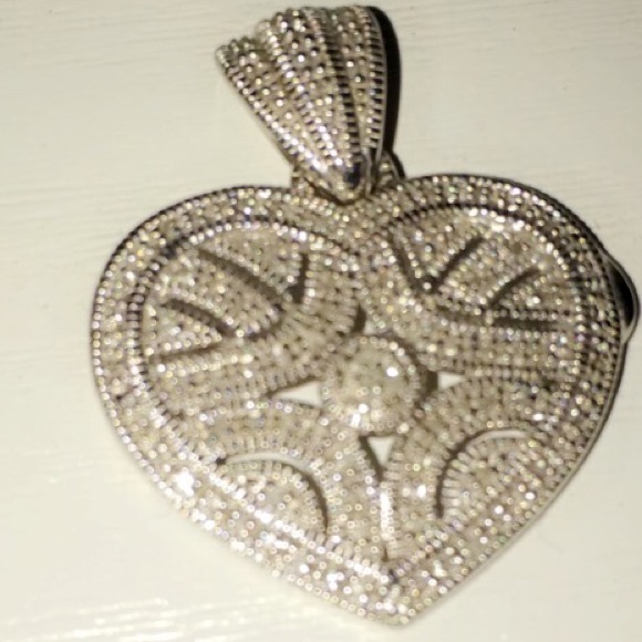 Heart shaped diamond necklace!