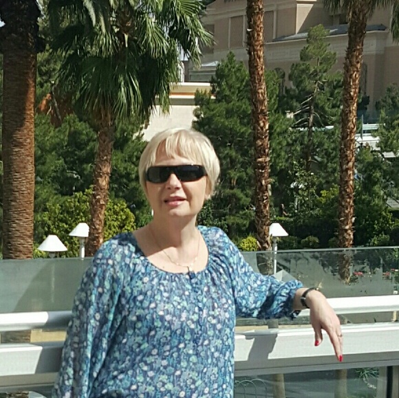 Meet your Posher, Rhonda