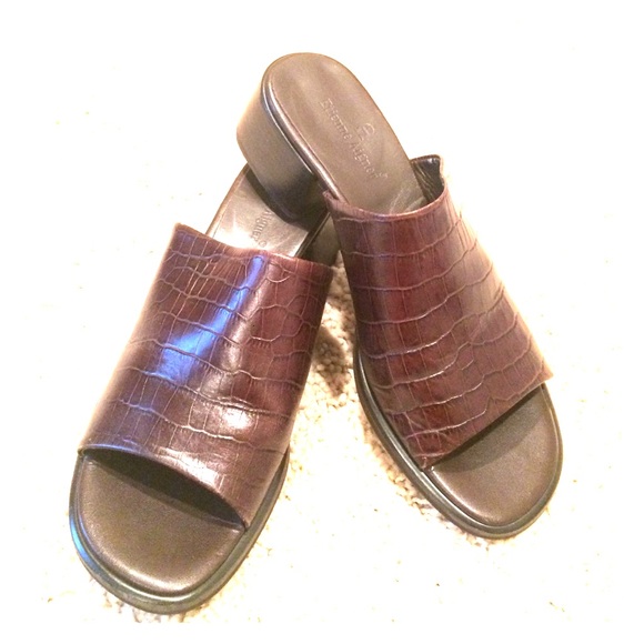 Brown, textured mules Etienne Aigner