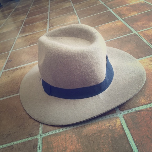 Wool hat