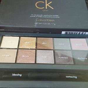 CK one powder eyeshadow pallette