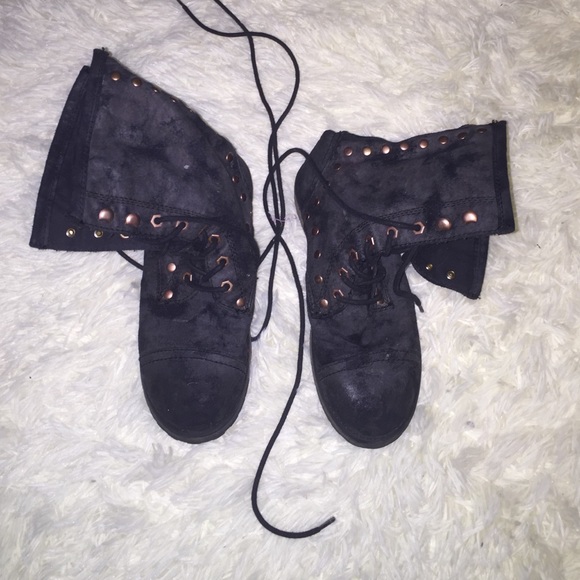 Size 7.5 ROXY combat boots