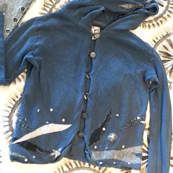 LF BUTTON UP SWEATER W/HOOD&Details!lightly worn! - Picture 3 of 6
