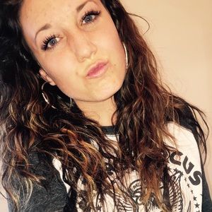 Meet your Posher, Kambrie