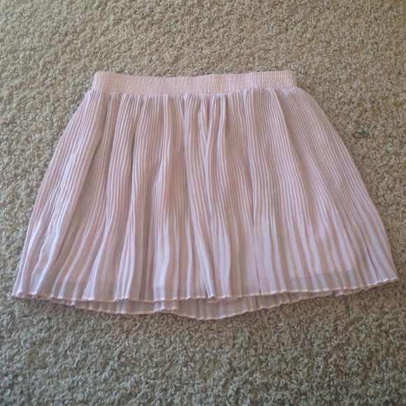 Ruffled skirt