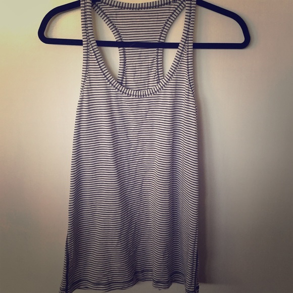 SOLD - Lululemon Singlet