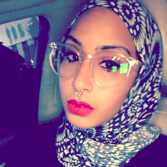 Meet your Posher, Ruesclues - Picture 2 of 5