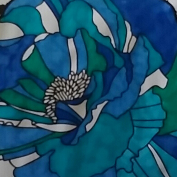 Meet your Posher, Holly