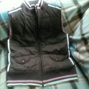 Lightweight retro style vest