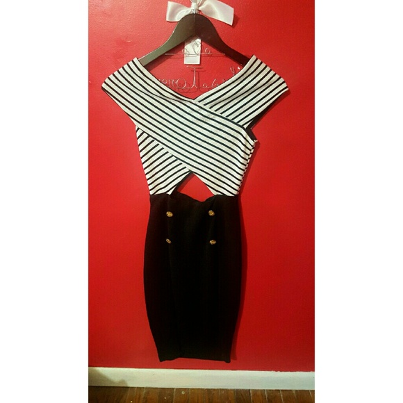 Dress - Picture 1 of 2