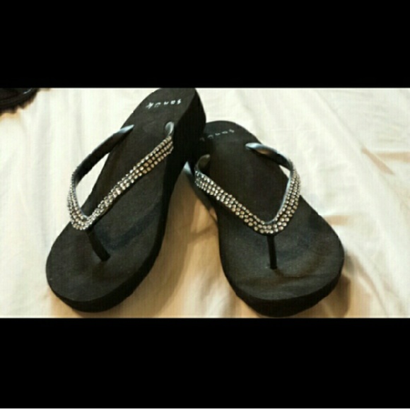 Sanuk Wedge Sandals