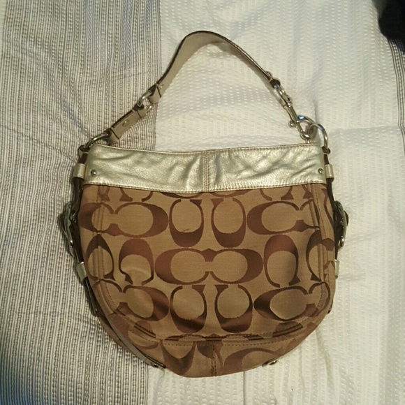 Coach Purse - Picture 2 of 4