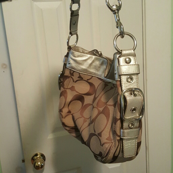 Coach Purse - Picture 4 of 4