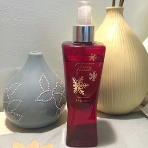 Japanese cherry blossom perfume.