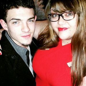 Meet your Posher, Rosina