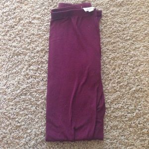 Maroon leggings