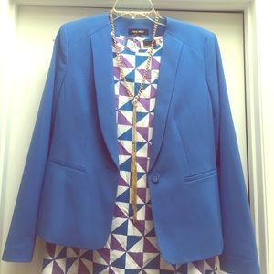 Chic blue blazer