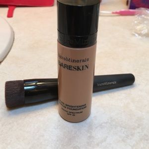 Bare Minerals Foundation