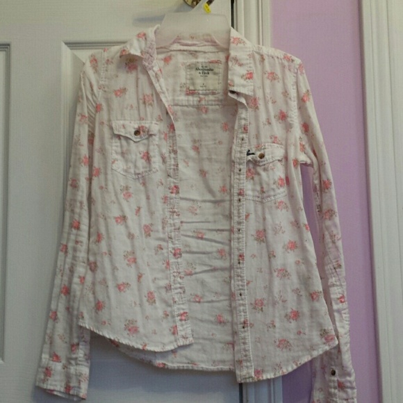Abercrombie and Fitch buttton up shirt