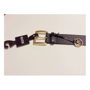 NWT MK belt