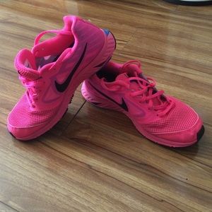 Nike Zoom Fly hot pink running shoes- size 7.5