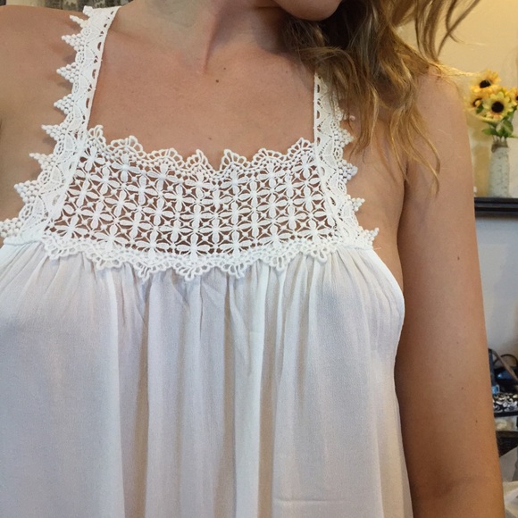 LAST 1! SALE✨Cross Open Low Back Crochet Tank Boho - Picture 3 of 4