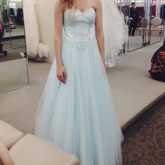 NWT strapless Cinderella dress!