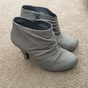 ‼️SALE‼️Gianni Bini heels