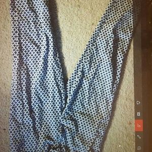 Blue and white patterned pant