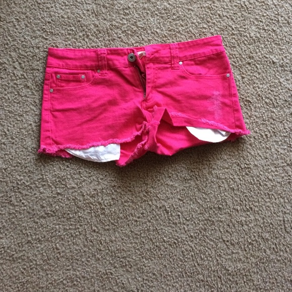 SHORT SET - Picture 3 of 3