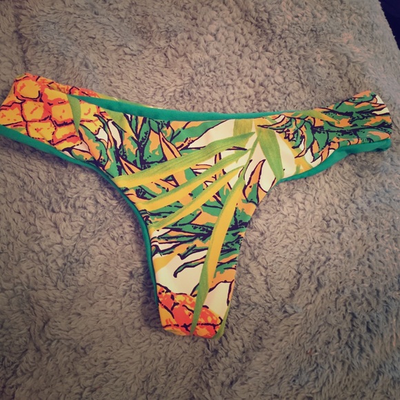 Midori reversible bottom