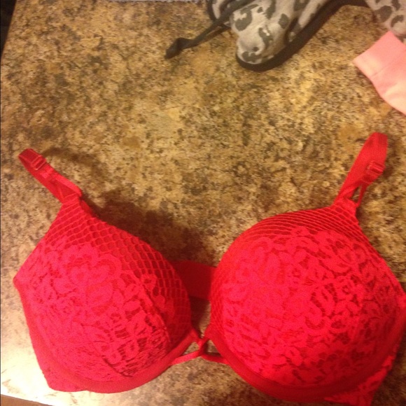 VS Bombshell