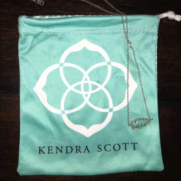Kendra Scott Necklace