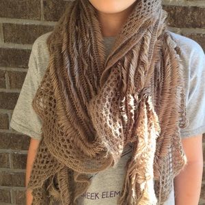 Grey, feathery, soft scarf