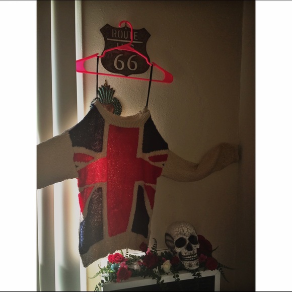 British Flag Forever 21 Sweater - Picture 2 of 3