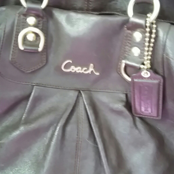 Authentic Coach handbag - Picture 2 of 3