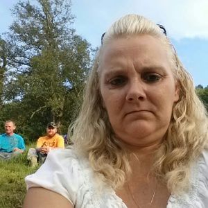 Meet your Posher, Lynn