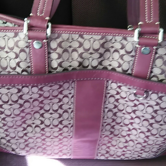 Authentic Coach carry-all bag - Picture 2 of 3