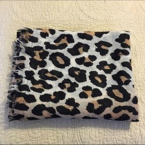 Leopard/Cheetah Printed Scarf