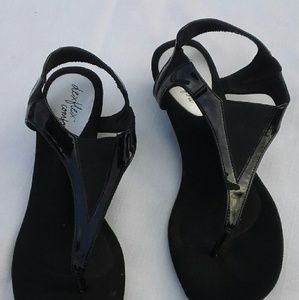 DexFlex Comfort Sandals Sz 6