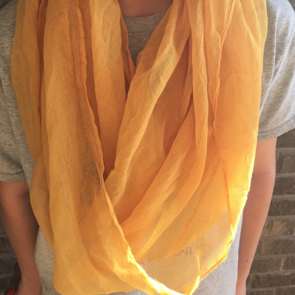 Yellow scarf