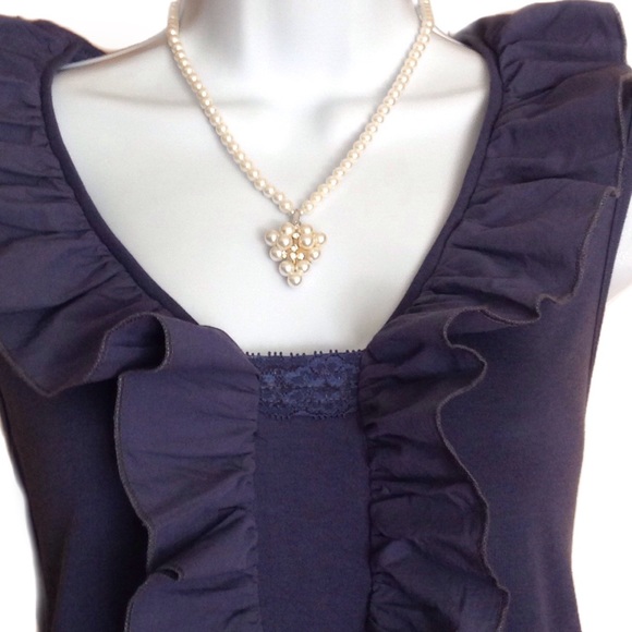 European Style Ruffled Short Sleeve Tunic - Picture 3 of 4