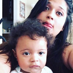 Meet your Posher, Caitlin